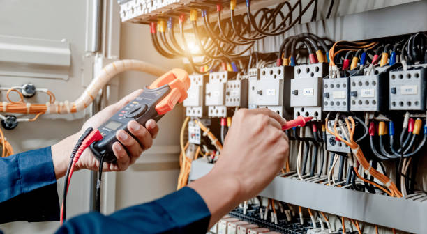 Professional Electrician in Janesville, IA